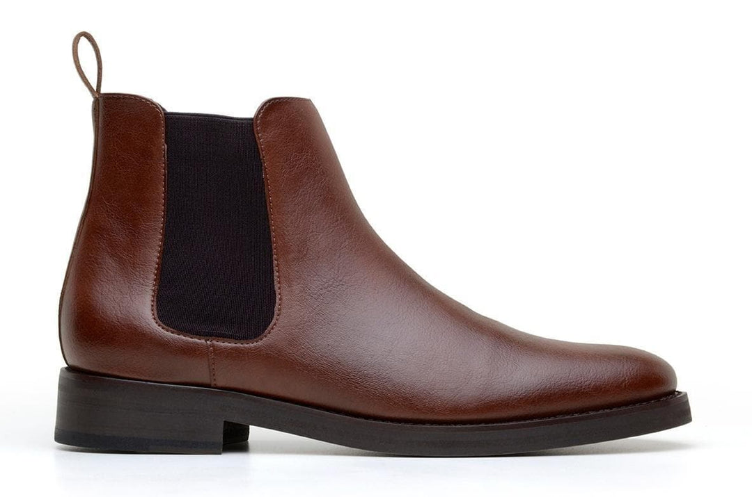 'Lover' classic chelsea boot in high-quality vegan leather by Brave Gentleman - cognac - Vegan Style