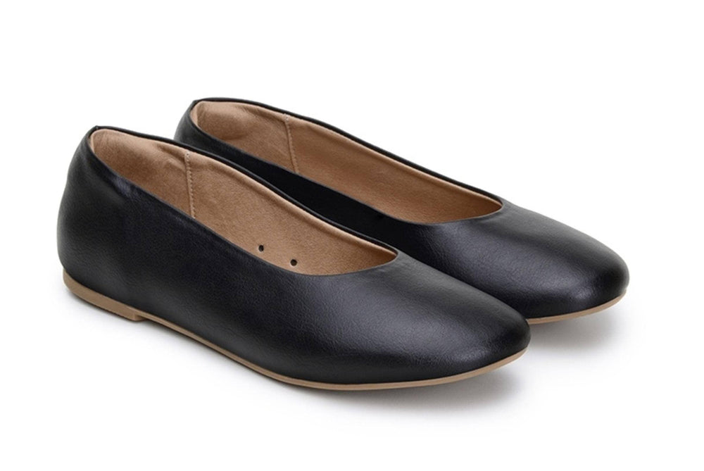 'Nelita' vegan women's flat by Ahimsa - matte black - Vegan Style