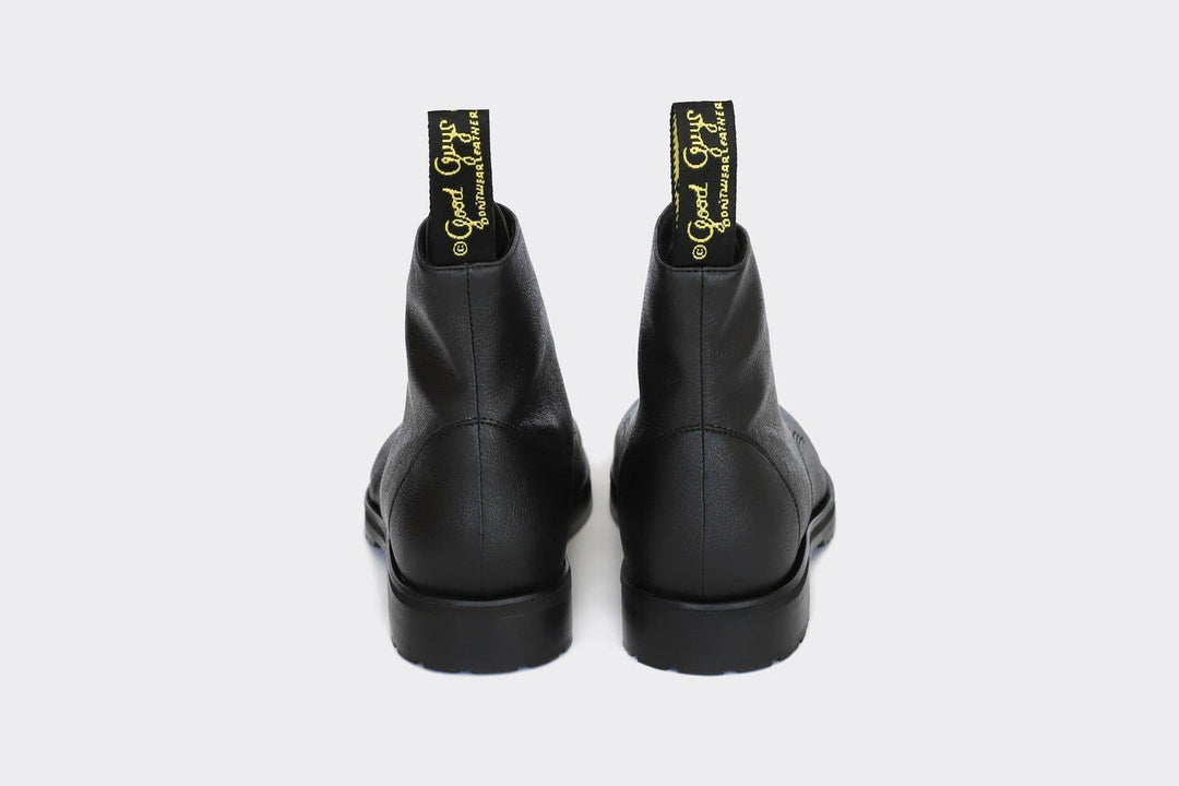 'Blaze' vegan ๐ apple-leather ankle lace-up boot by Good Guys - black - Vegan Style