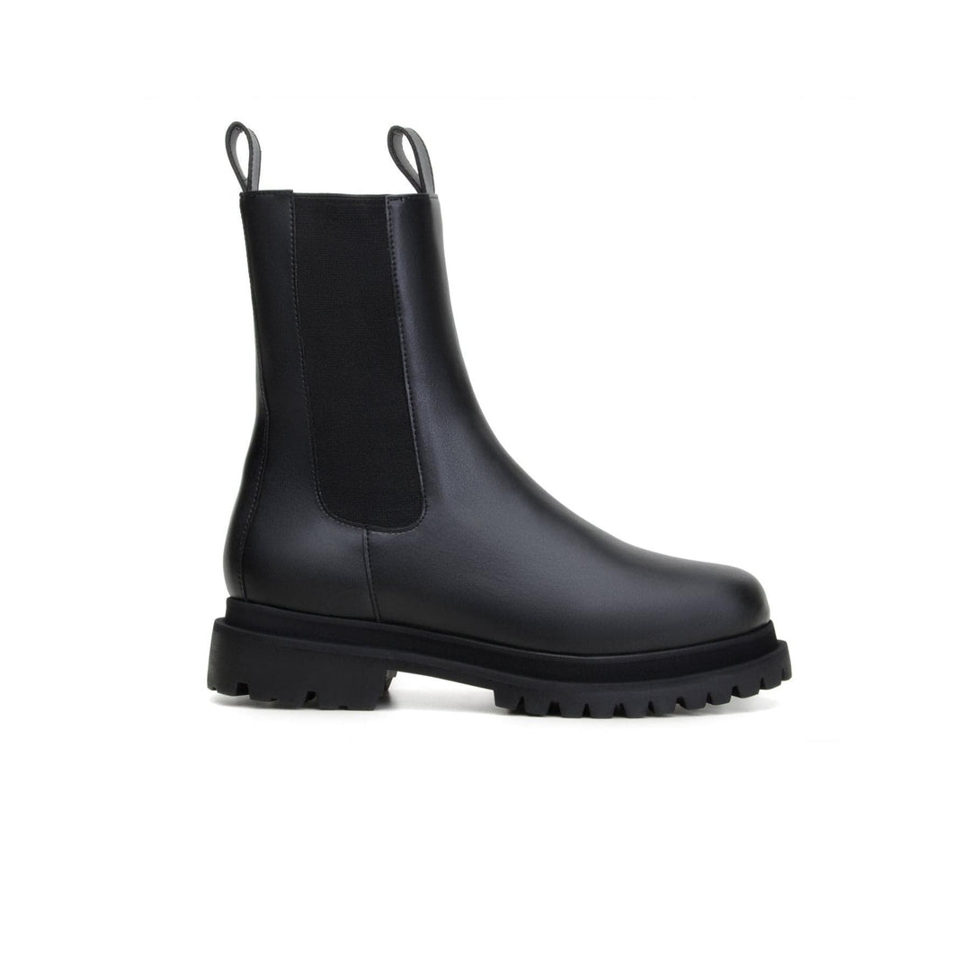 'Chloe' black vegan-leather chelsea boot with chunky sole by Zette Shoes