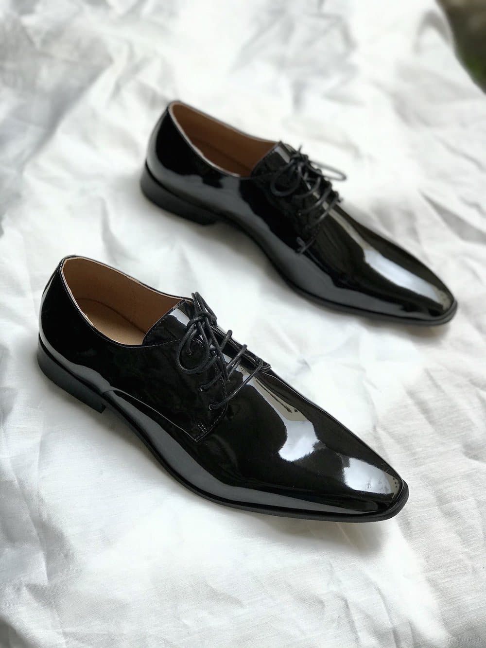 'Nero' - men's vegan dress shoe by Zette Shoes - Black Patent