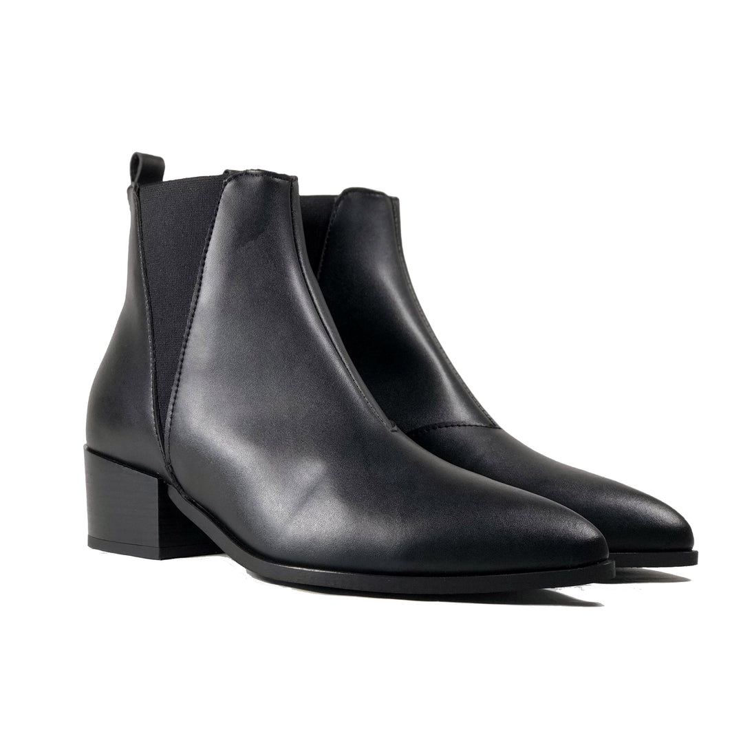 'Nerrie' vegan-leather Chelsea bootie by Zette Shoes - black - Vegan Style