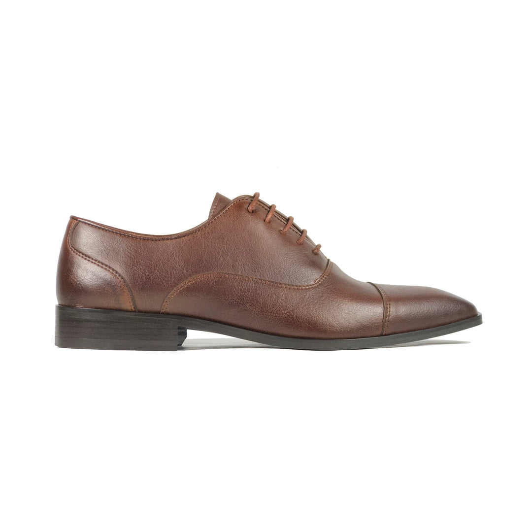 'Laurent' - cap-toe classic vegan oxford in chestnut by Zette Shoes - Vegan Style