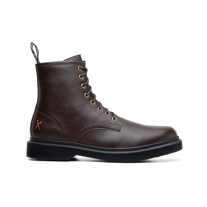 'London 2' matte espresso vegan lace-up boot by King55