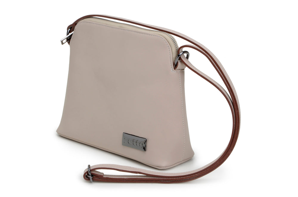 Calvin Klein Camille Large Signature Crossbody, Crossbody Bags, Clothing  & Accessories