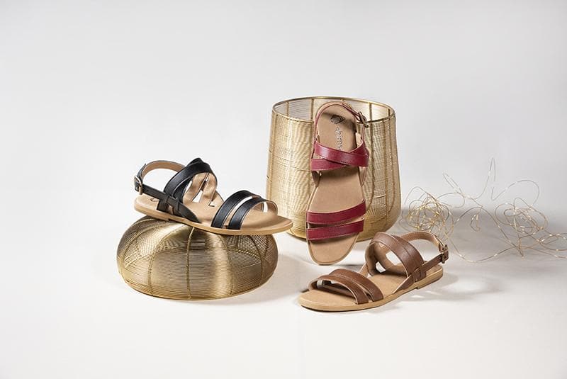 'Cristina' women's vegan sandals by Ahimsa - cognac