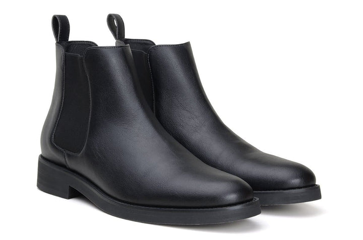 'Lover' classic chelsea boot in high-quality vegan leather by Brave Gentleman - black - Vegan Style