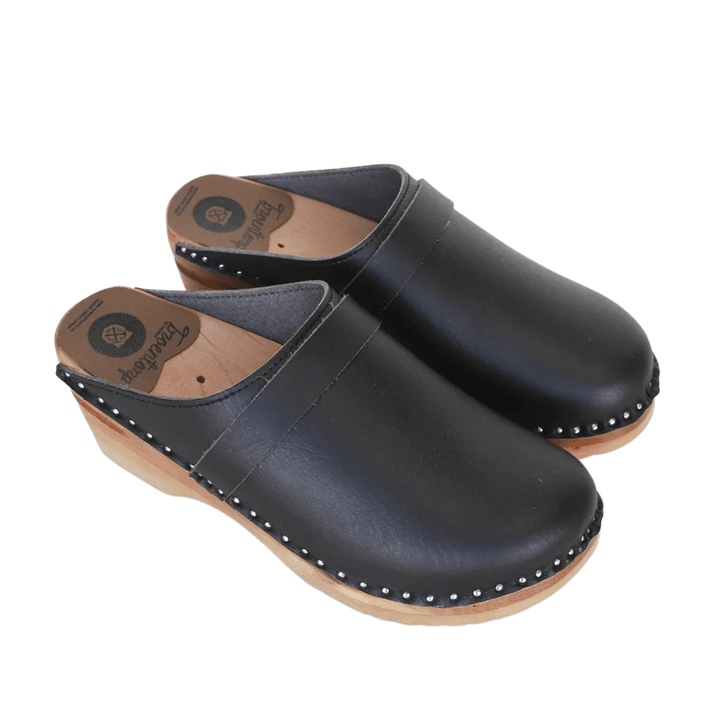 'Da Vinci' vegan leather clogs by Good Guys Don't Wear Leather - black