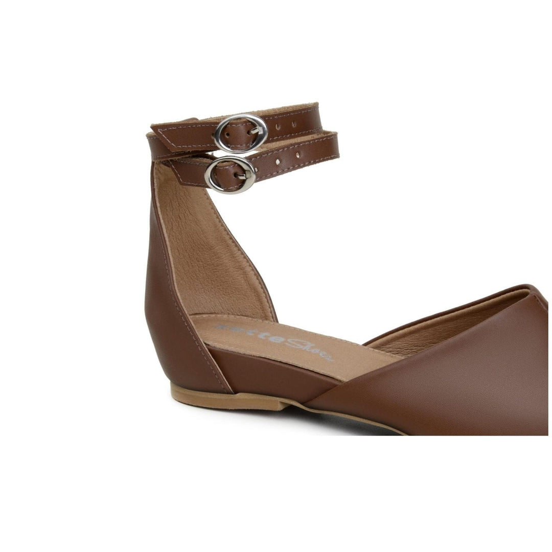 'Giselle' women's cognac flat with ankle-strap by Zette Shoes