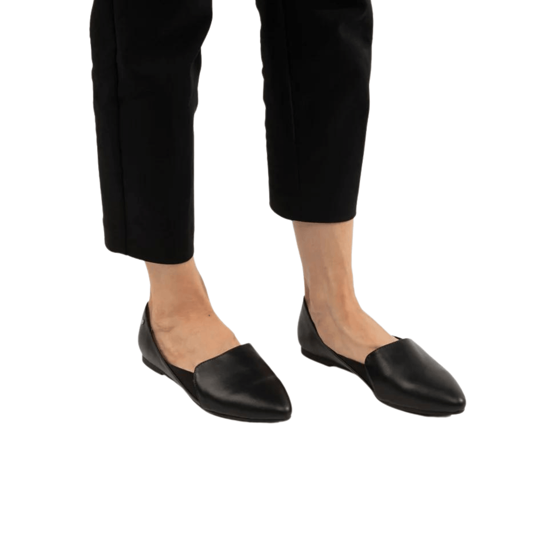 'Westmount' women's vegan flats with a pointed toe by Matt and Nat - black
