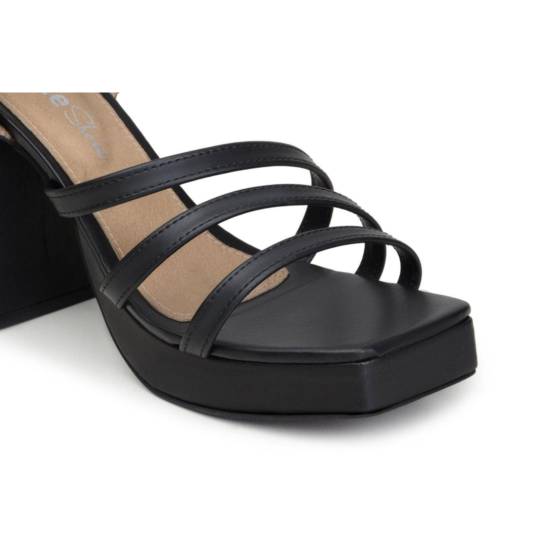 'Zari' women's black block heeled sandal by Zette Shoes