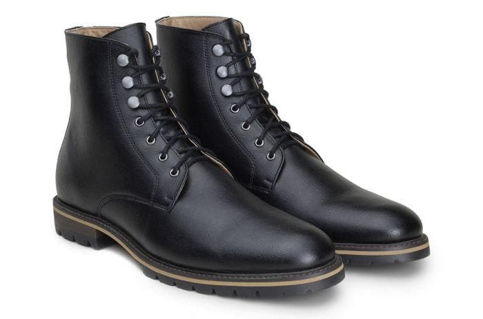 'Robert' vegan men's lace-up boots by Ahimsa - black - Vegan Style