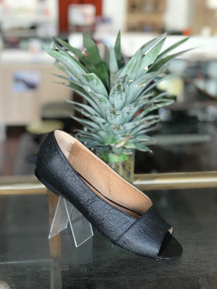 'Fara' pinatex vegan peep toe ballerina flats by NAE - black - Vegan Style
